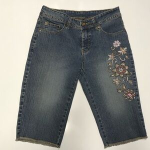 VSH jeans -mid rise shorts size 4